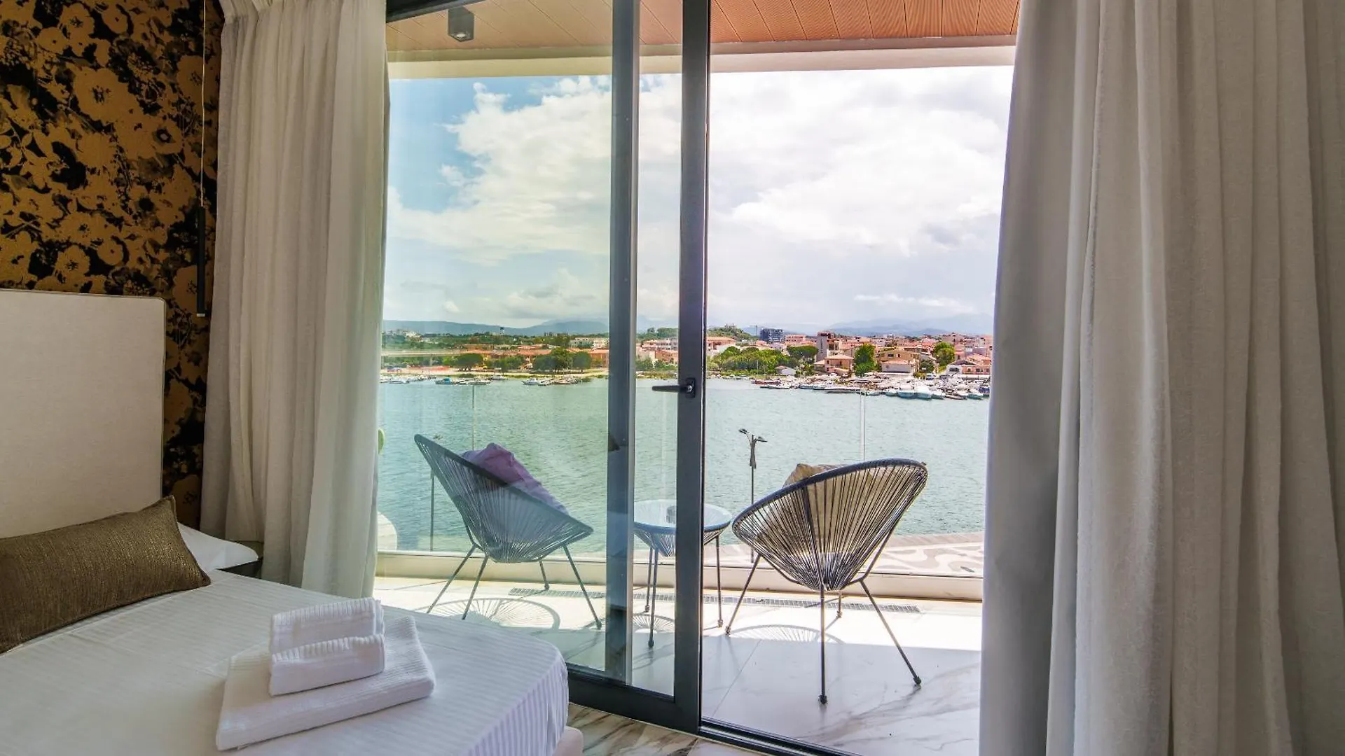 Welcomely Olbia 0*,  Italy